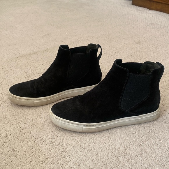 Vince black suede booties size 8 - Picture 1 of 4
